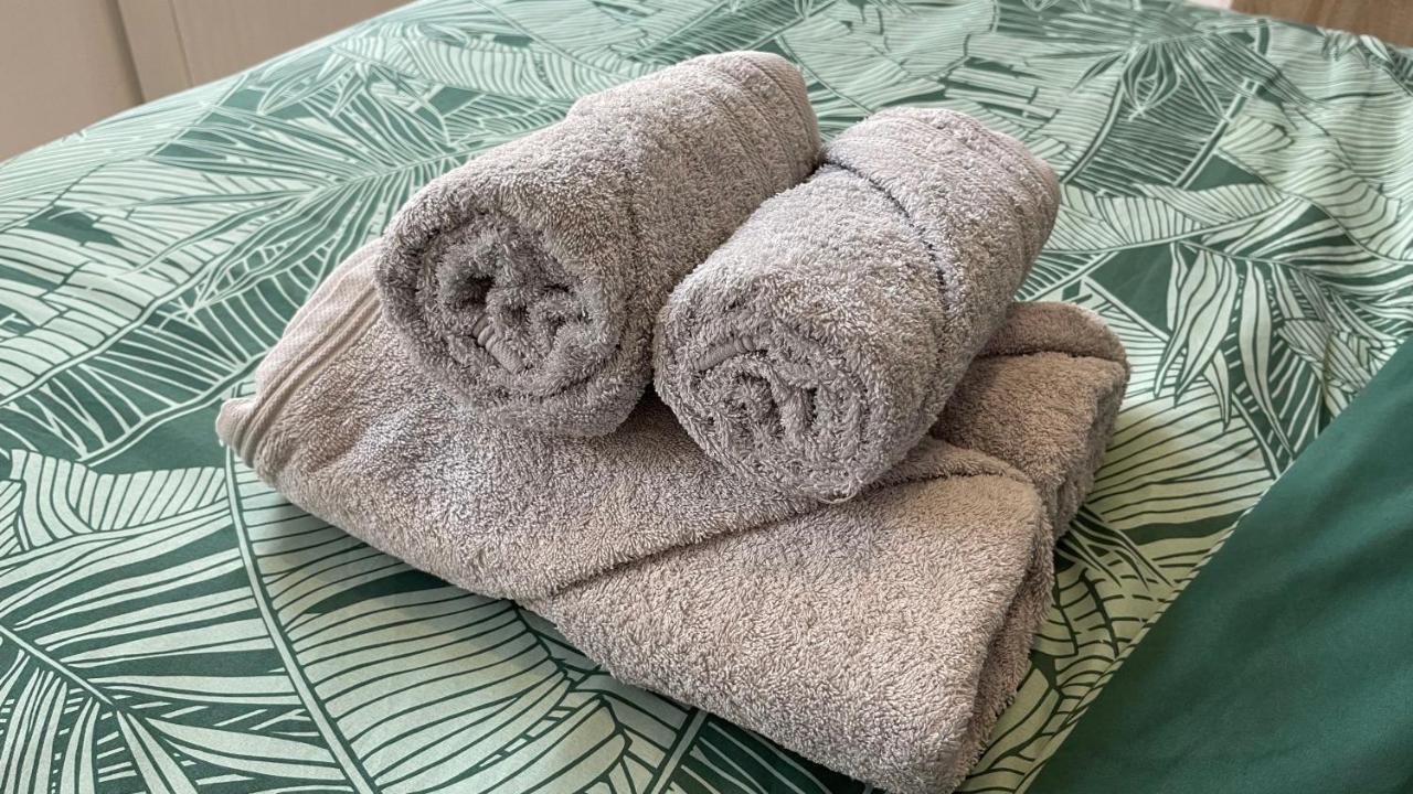 La Tropicale De Croix - Chambre D'Hotes Exteriör bild